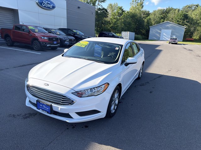 Certified 2017 Ford Fusion SE w/ Fusion SE Technology Package