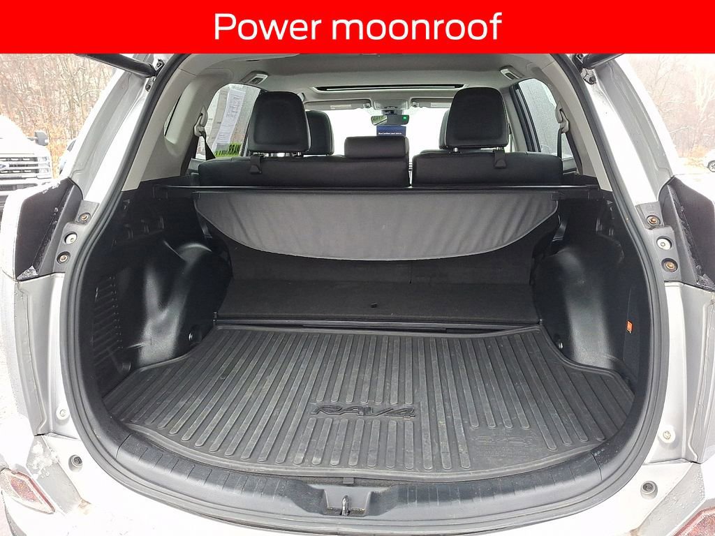 Used 2018 Toyota RAV4 Limited image 28