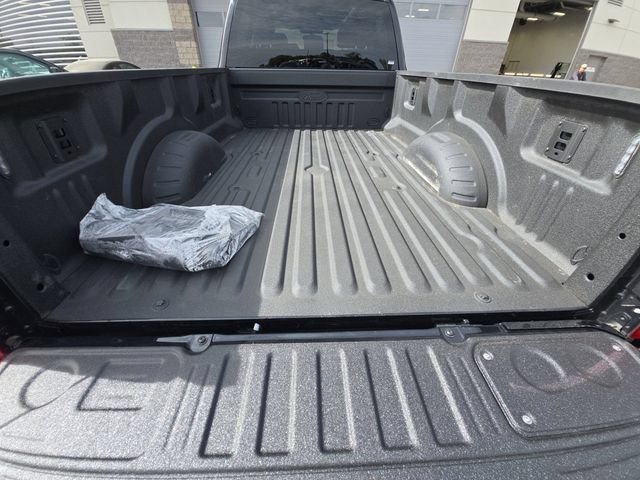 Certified 2025 Ford F350 Lariat w/ Black Appearance Package AWD/4WD image 16