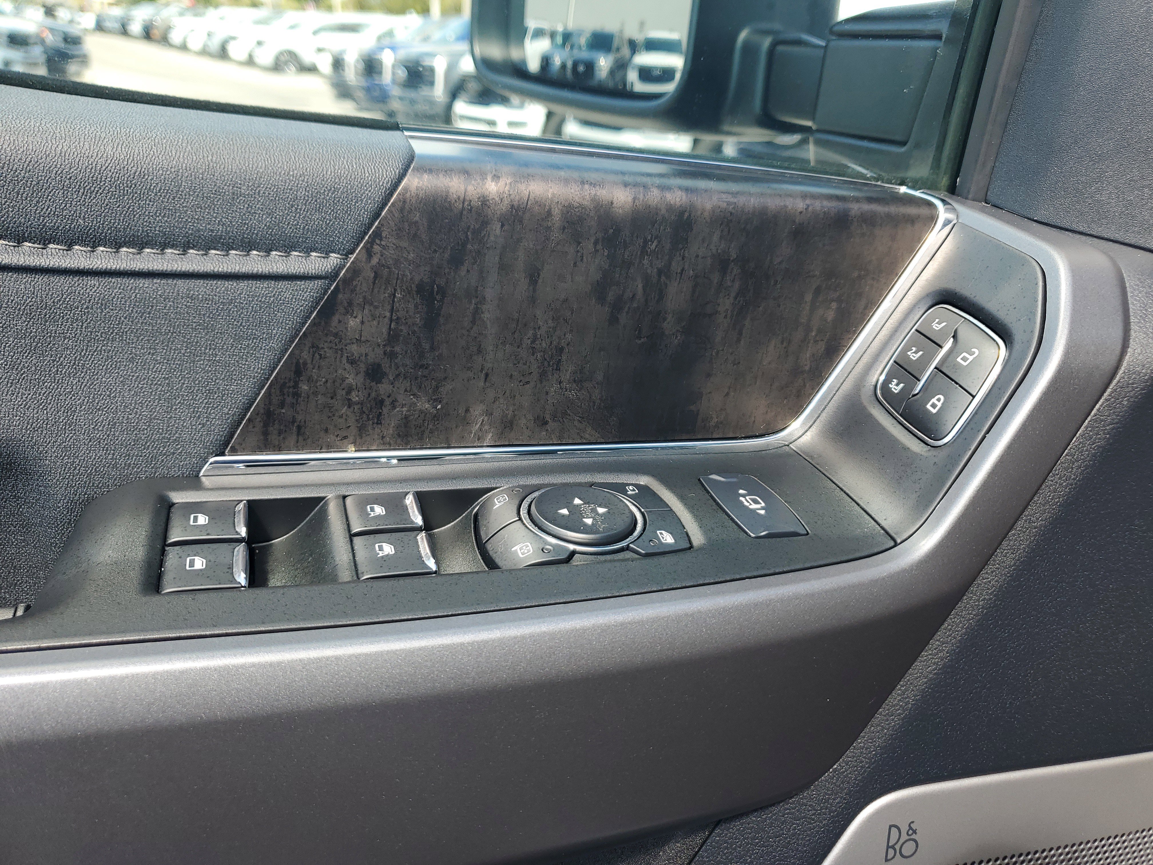 Certified 2025 Ford F250 Lariat w/ Lariat Ultimate Package image 26