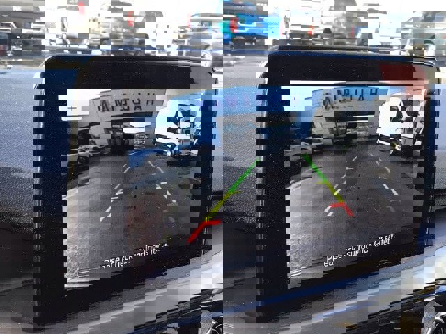 Certified 2022 Ford Escape Titanium image 17