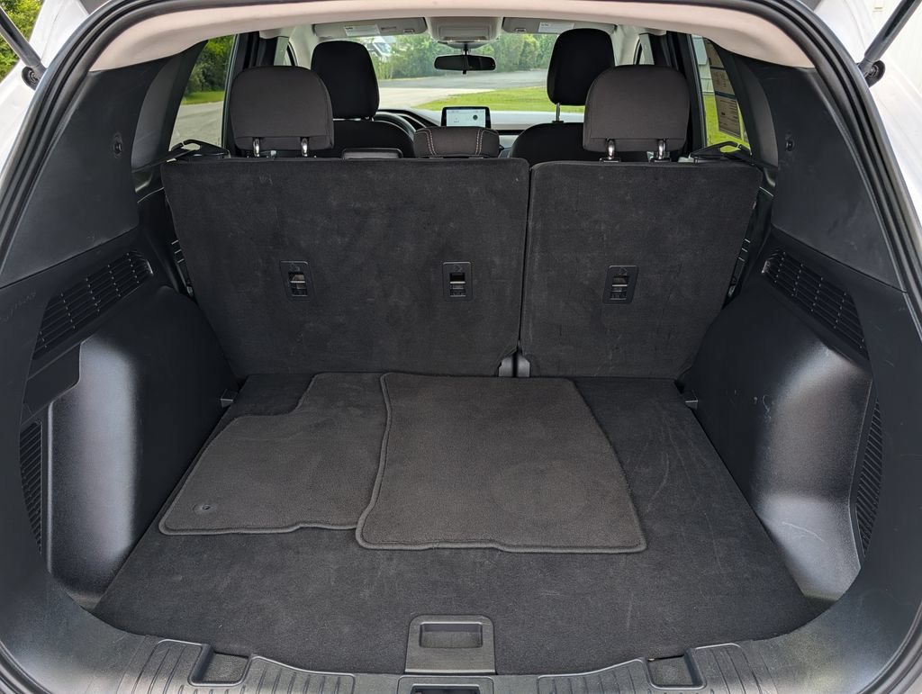 Certified 2025 Ford Escape Active FWD image 28