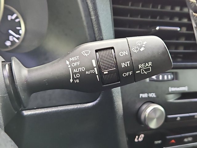 Used 2020 Lexus RX 350L Premium w/ Premium Package AWD/4WD image 28