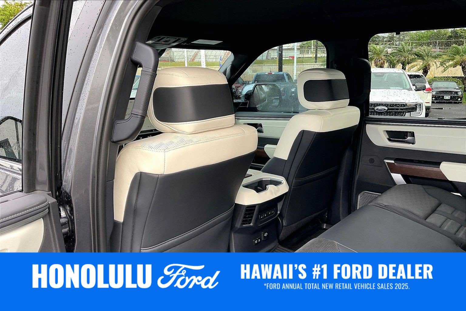 Used 2024 Toyota Tundra Capstone AWD/4WD image 12