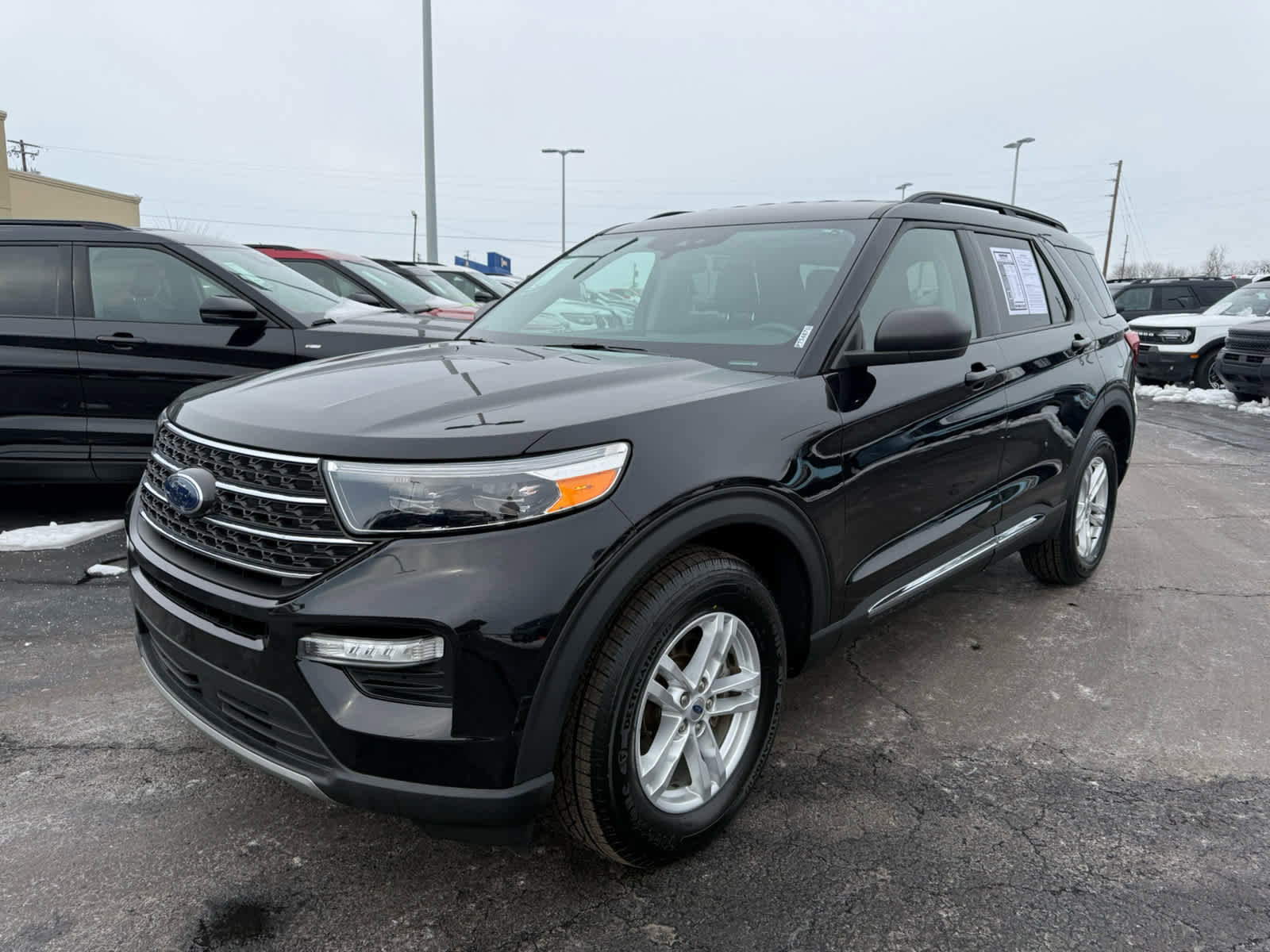 Certified 2023 Ford Explorer XLT w/ Equipment Group 202A image 7