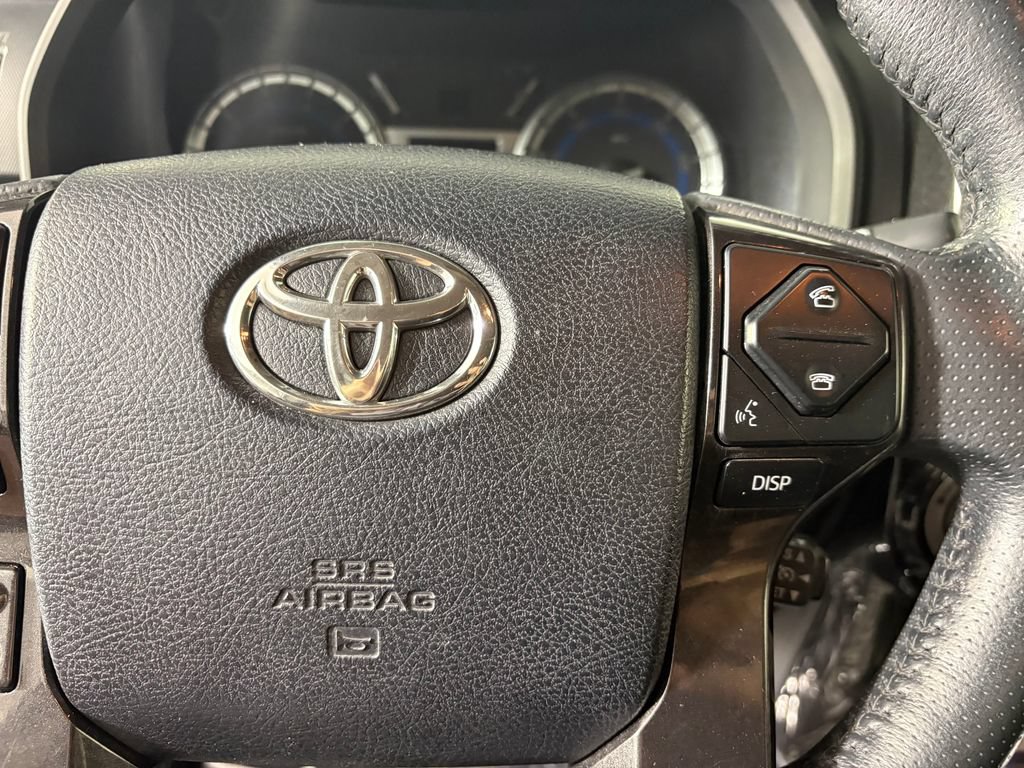 Used 2018 Toyota 4Runner TRD Off-Road w/ TRD Performance Package AWD/4WD image 21