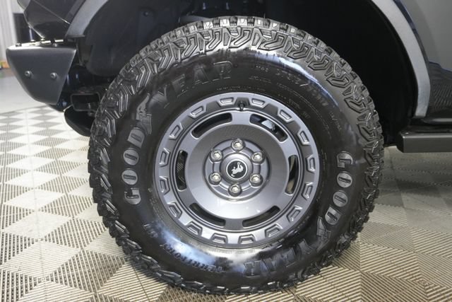 Certified 2024 Ford Bronco Badlands AWD/4WD image 9