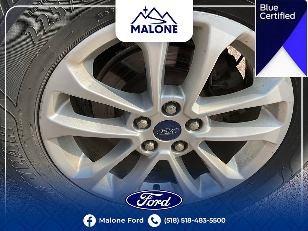Certified 2022 Ford Escape SE w/ Cold Weather Package AWD/4WD image 13