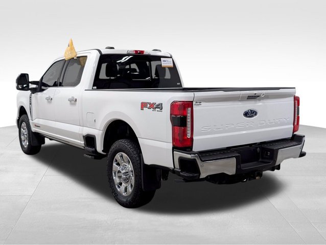 Certified 2024 Ford F250 Lariat w/ Lariat Ultimate Package AWD/4WD image 32