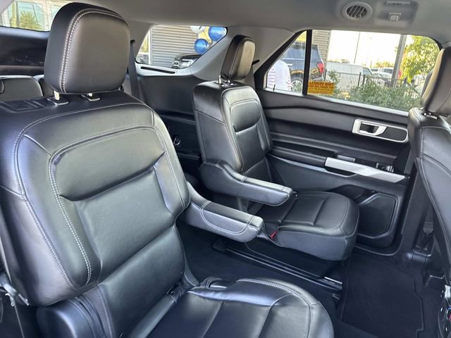 Certified 2022 Ford Explorer XLT w/ Equipment Group 202A image 11