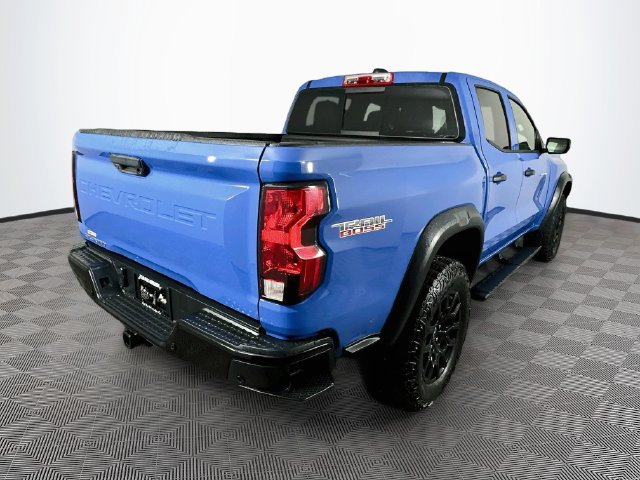 Used 2025 Chevrolet Colorado Trail Boss AWD/4WD image 11