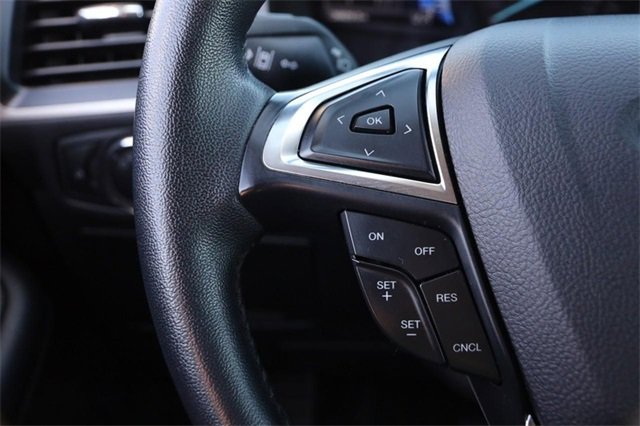 Certified 2024 Ford Edge SEL image 11