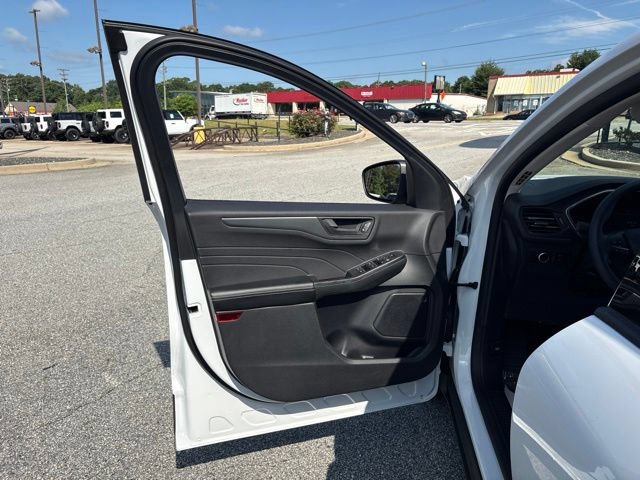 Certified 2025 Ford Escape Active FWD image 10