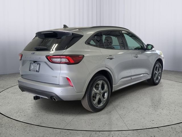 Certified 2024 Ford Escape ST-Line w/ Tech Pack #1 AWD/4WD image 2