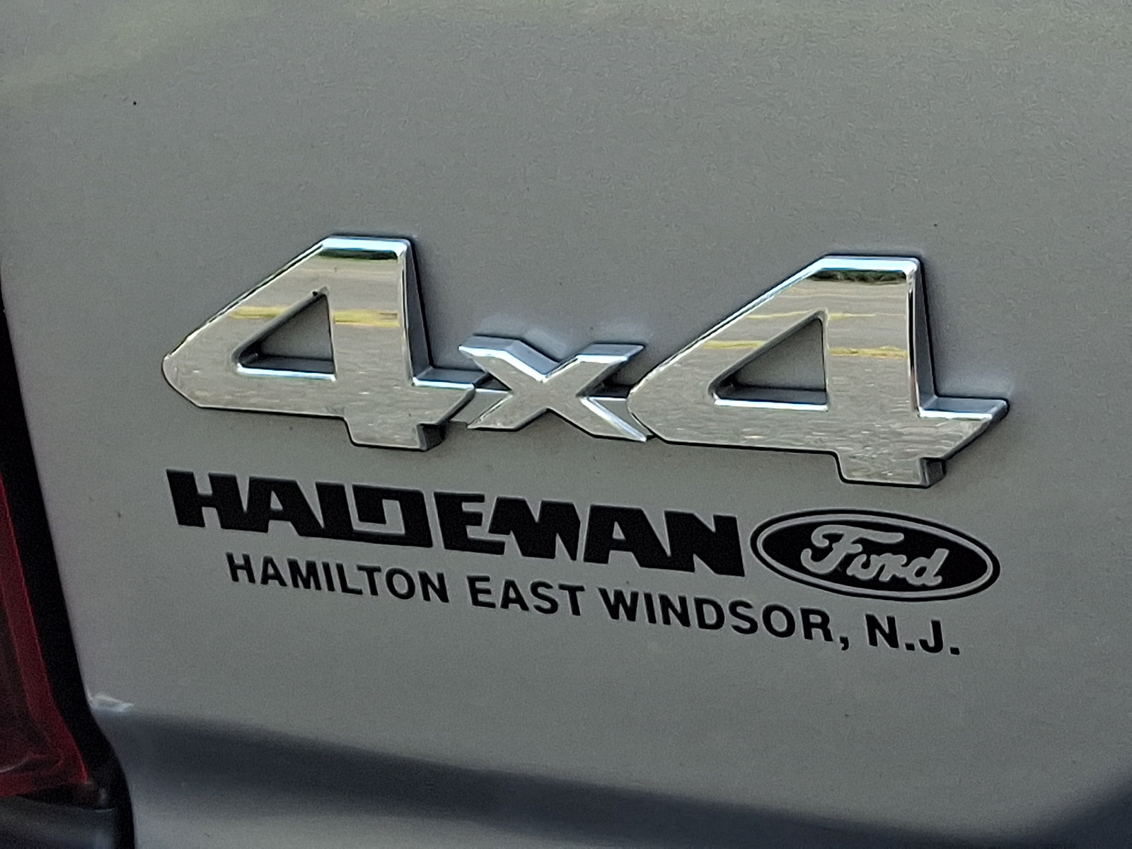 Used 2021 Toyota Tacoma SR5 AWD/4WD image 30