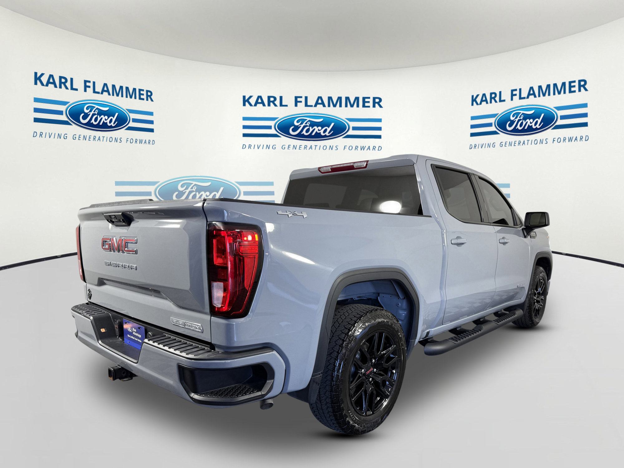 Used 2024 GMC Sierra 1500 Elevation image 3