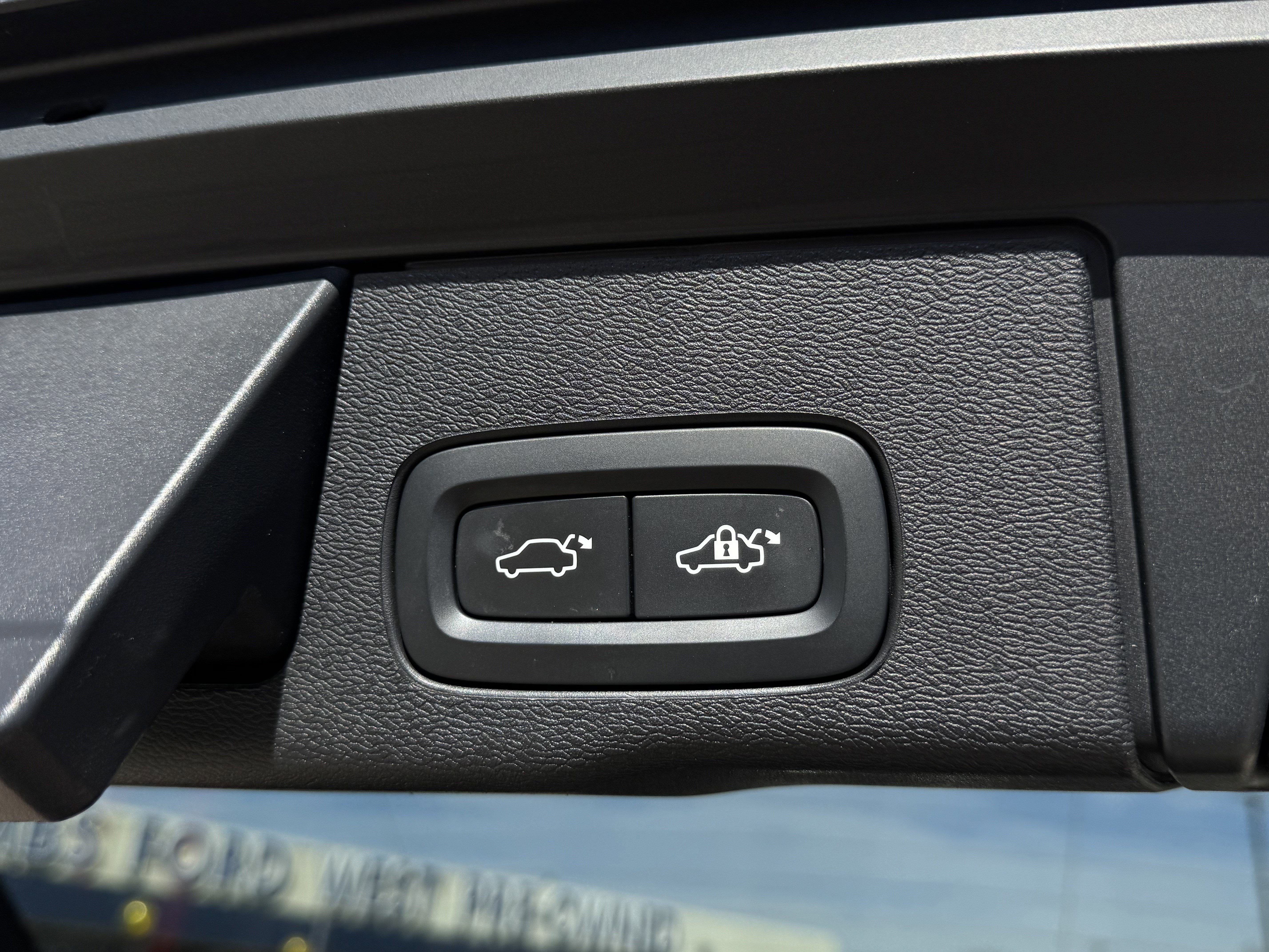 Used 2021 Volvo XC60 T5 Inscription image 13