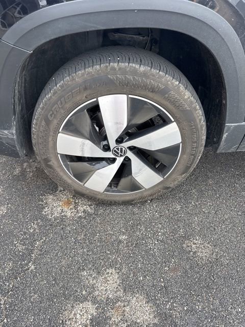 Used 2024 Volkswagen Taos S image 9