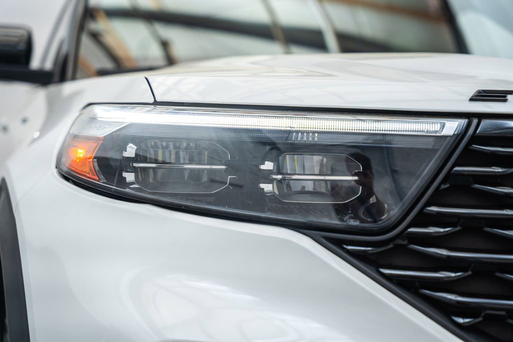 Certified 2022 Ford Explorer ST-Line w/ Class IV Trailer Tow Package AWD/4WD image 15