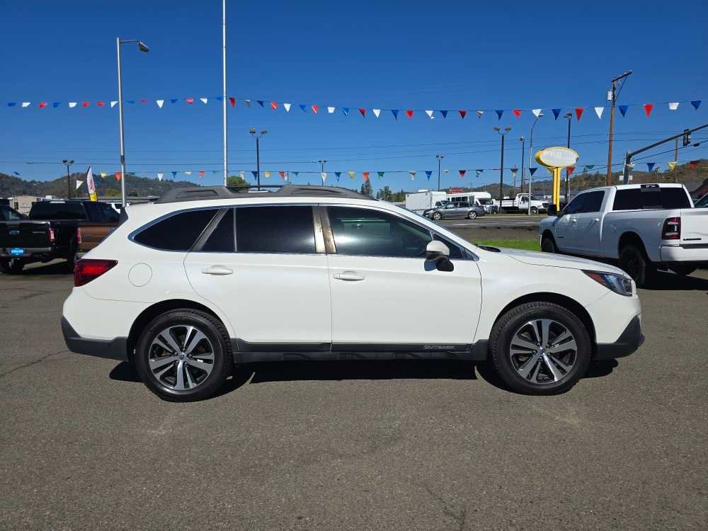 Used 2018 Subaru Outback 3.6R Limited image 6