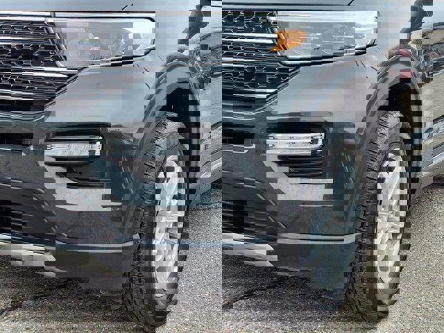 Certified 2024 Ford Explorer XLT w/ Equipment Group 202A image 28