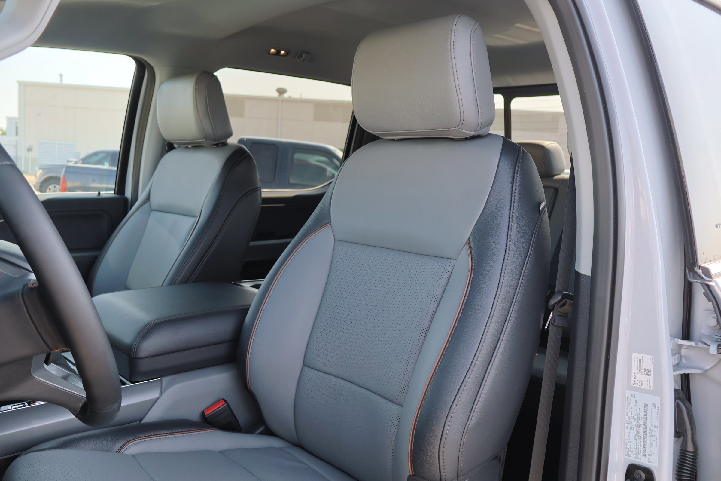 Certified 2025 Ford F150 Lariat w/ Equipment Group 501A Mid image 19