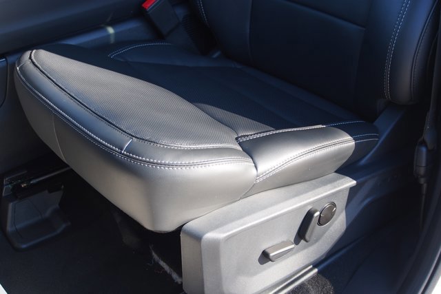 Certified 2025 Ford Expedition Platinum w/ Stealth Performance Package image 20