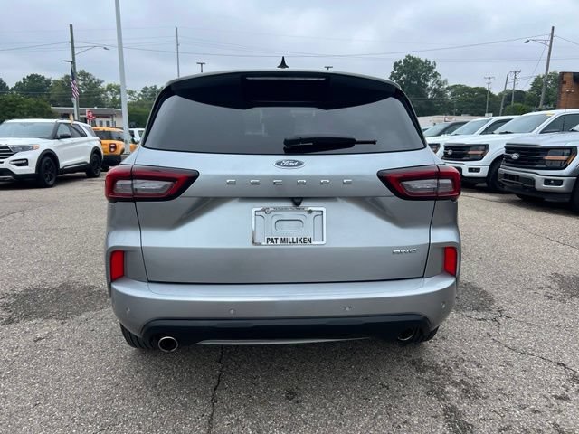 Certified 2024 Ford Escape ST-Line w/ Tech Pack #1 AWD/4WD image 5