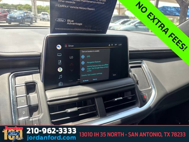 Used 2022 Chevrolet Suburban LT w/ Luxury Package RWD image 21