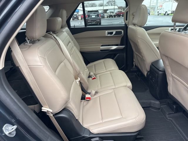 Certified 2023 Ford Explorer XLT w/ Equipment Group 202A AWD/4WD image 33