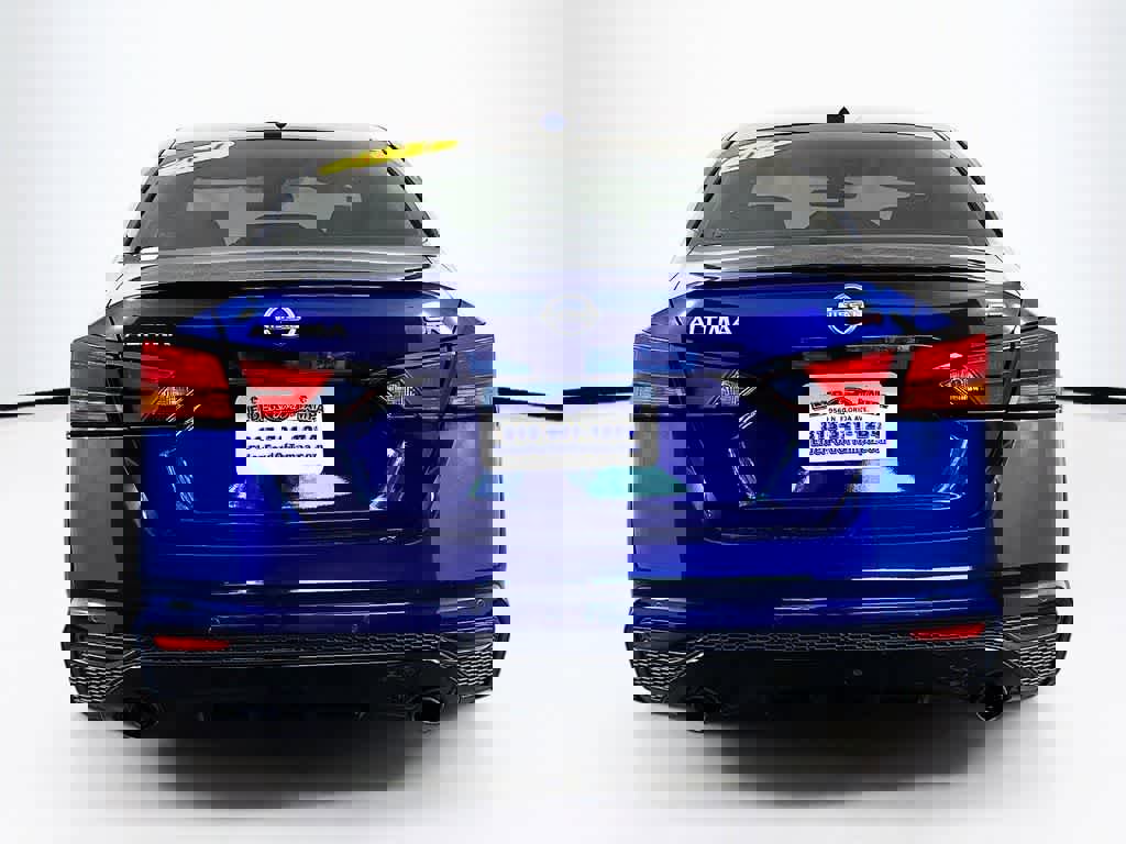 Used 2024 Nissan Altima 2.5 SR image 5