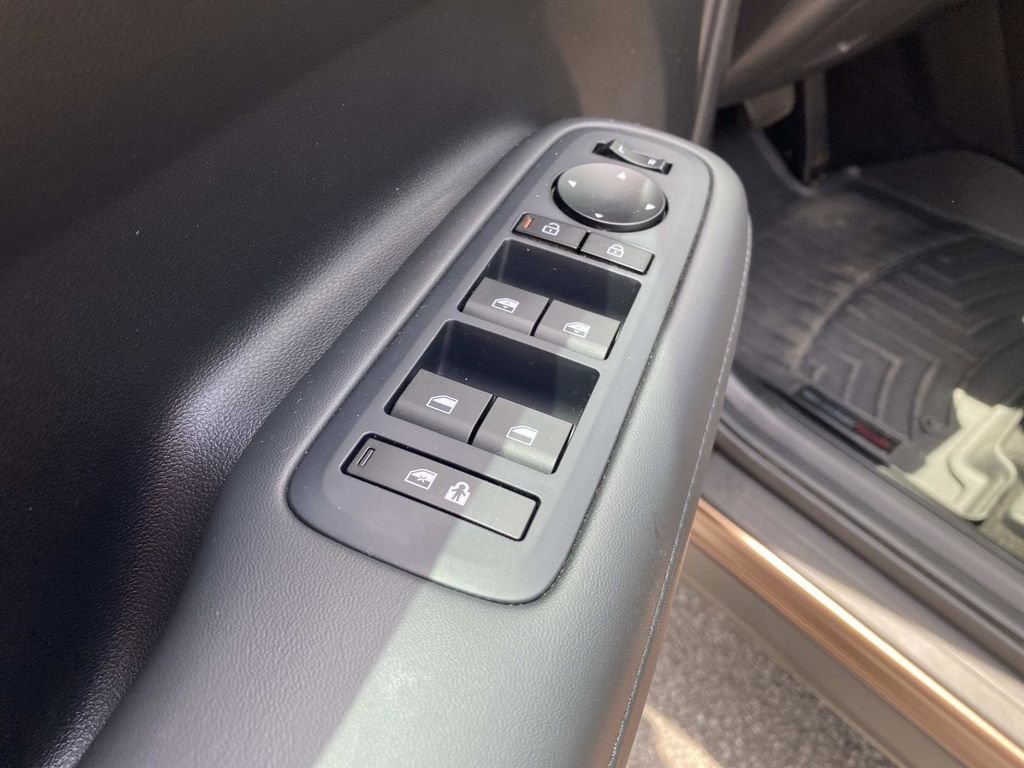 Used 2024 Hyundai Santa Fe XRT AWD/4WD image 19