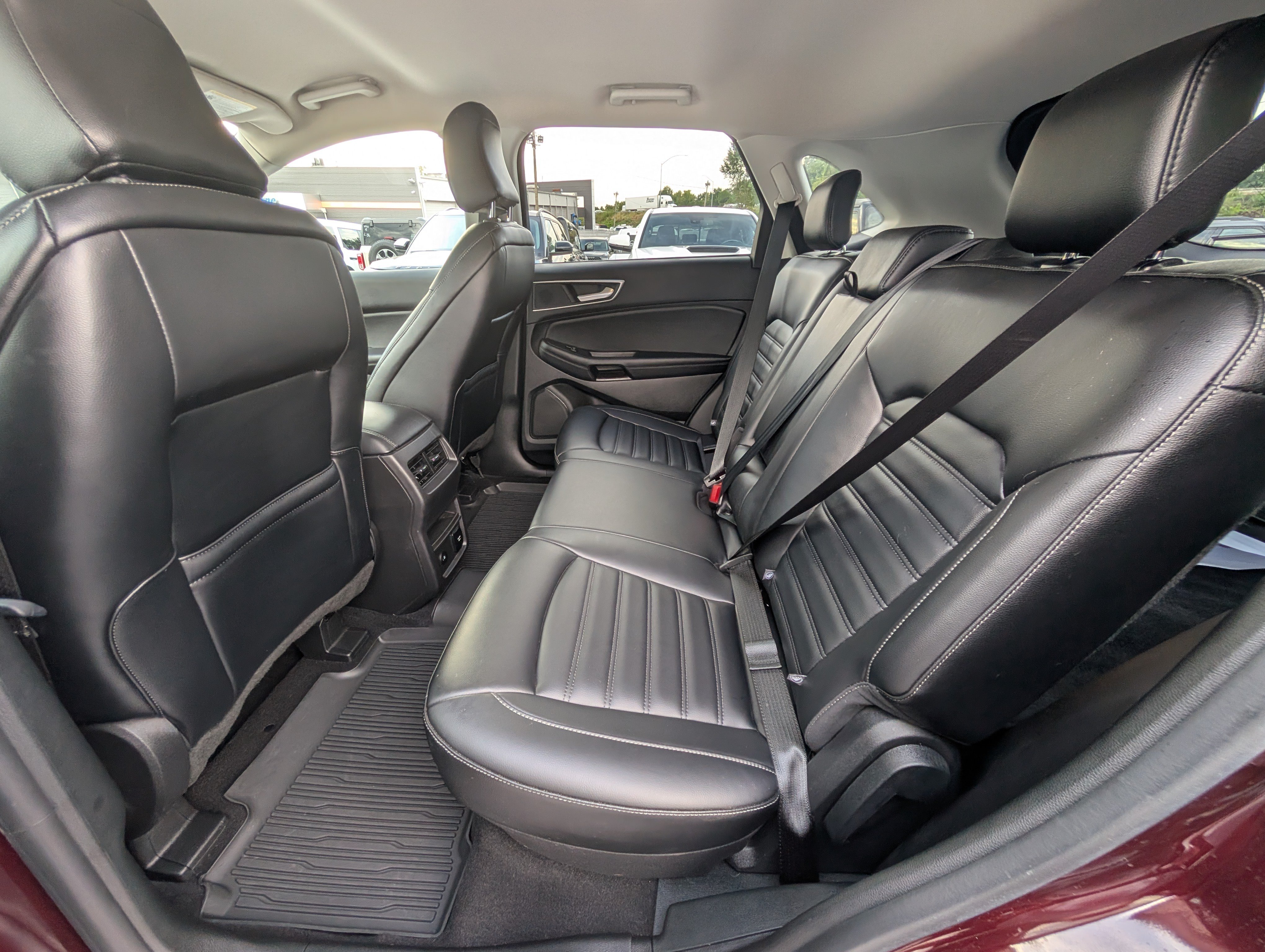 Certified 2024 Ford Edge SEL w/ Convenience Package AWD/4WD image 16