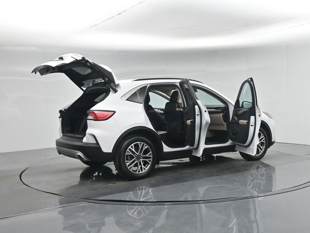 Certified 2020 Ford Escape SEL image 4