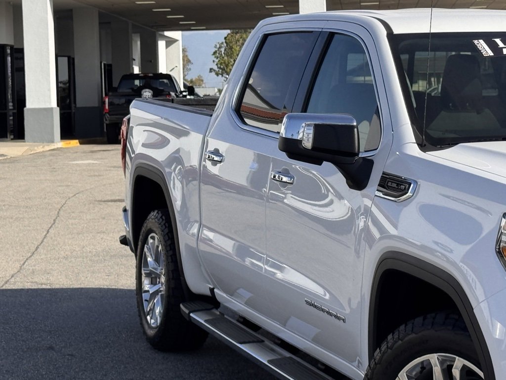 Used 2019 GMC Sierra 1500 SLT w/ SLT Premium Plus Package image 5