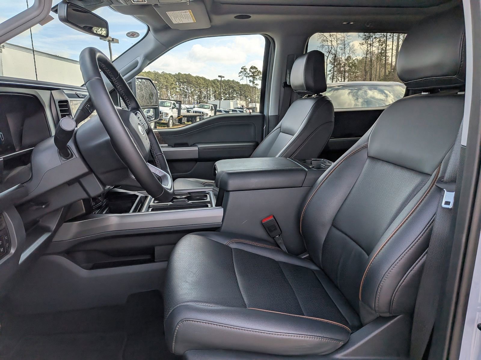 Certified 2026 Ford F250 Lariat w/ Black Appearance Package image 22