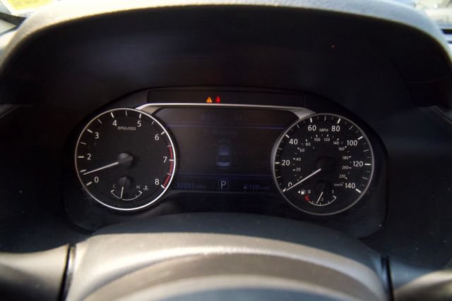 Used 2025 Nissan Altima 2.5 SV FWD image 19