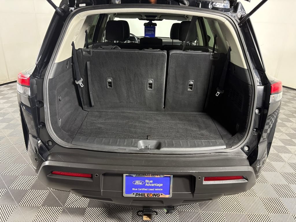 Used 2022 Nissan Pathfinder SV AWD/4WD image 32