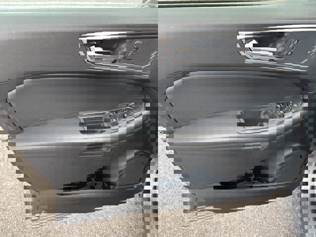 Certified 2024 Ford Edge SEL image 12