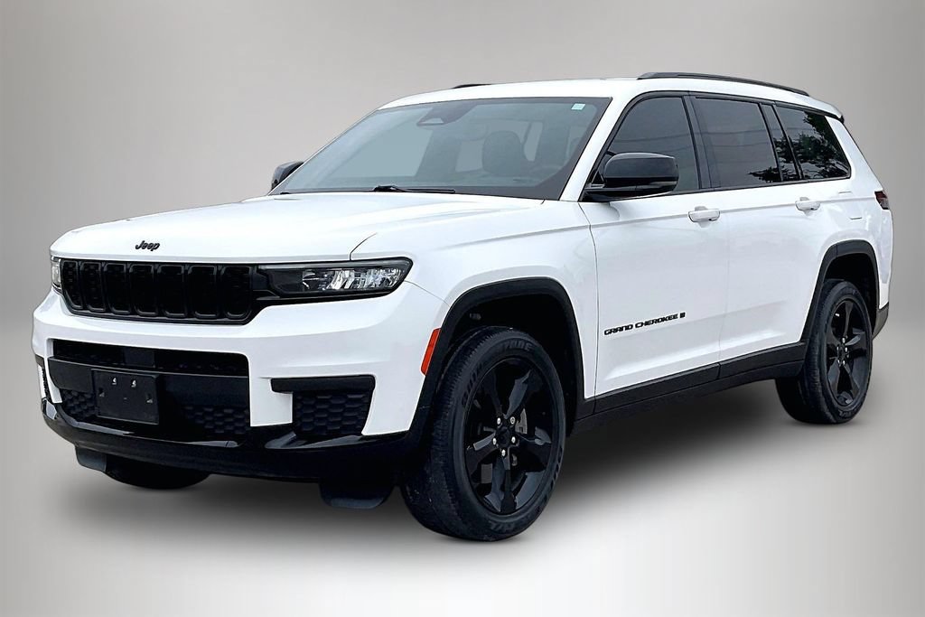 Used 2023 Jeep Grand Cherokee L Laredo AWD/4WD image 2