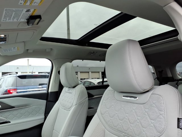 Certified 2025 Ford Explorer Platinum w/ LUX Leather Package AWD/4WD image 19