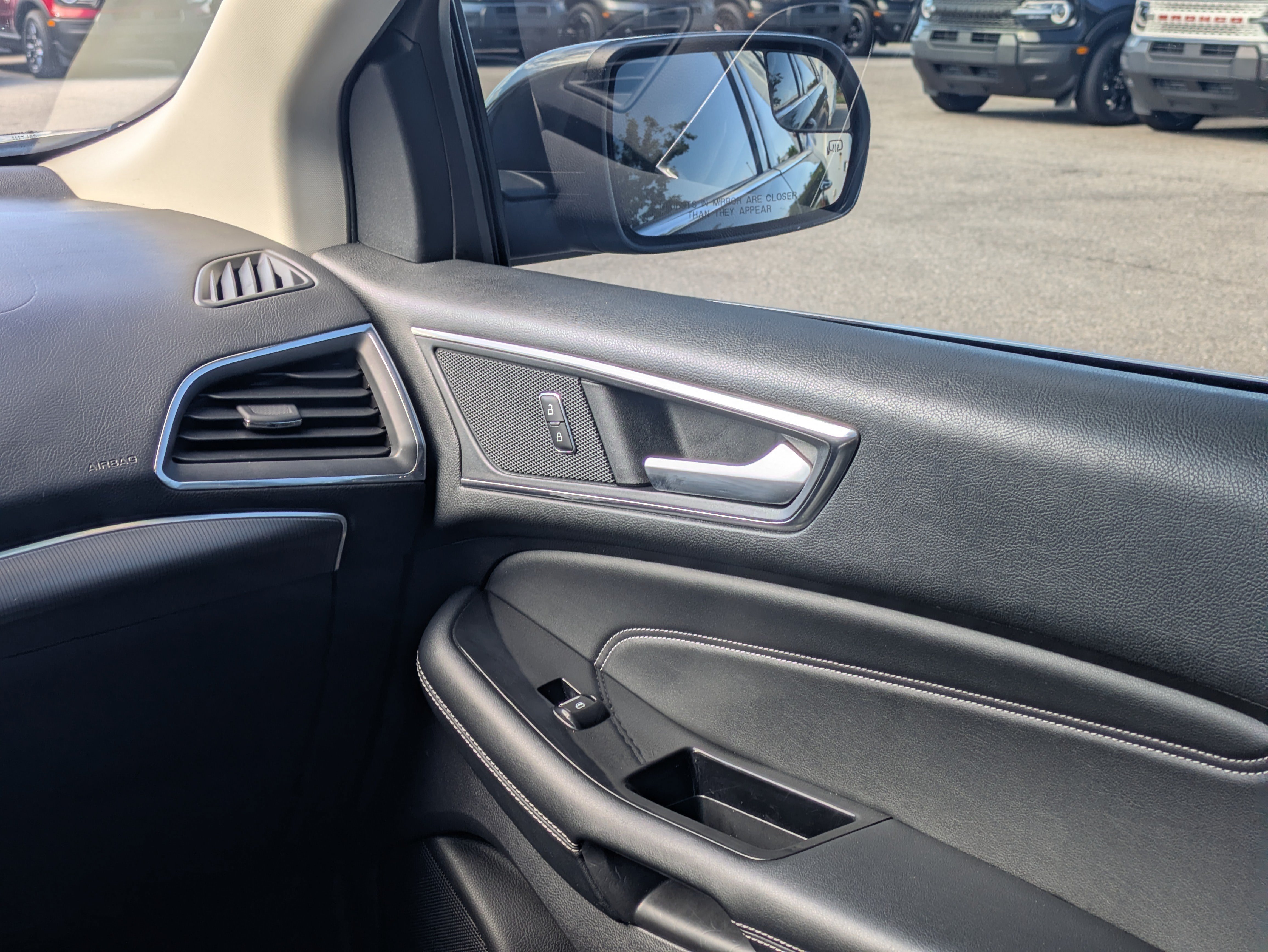 Certified 2018 Ford Edge Titanium w/ Equipment Group 301A FWD image 19