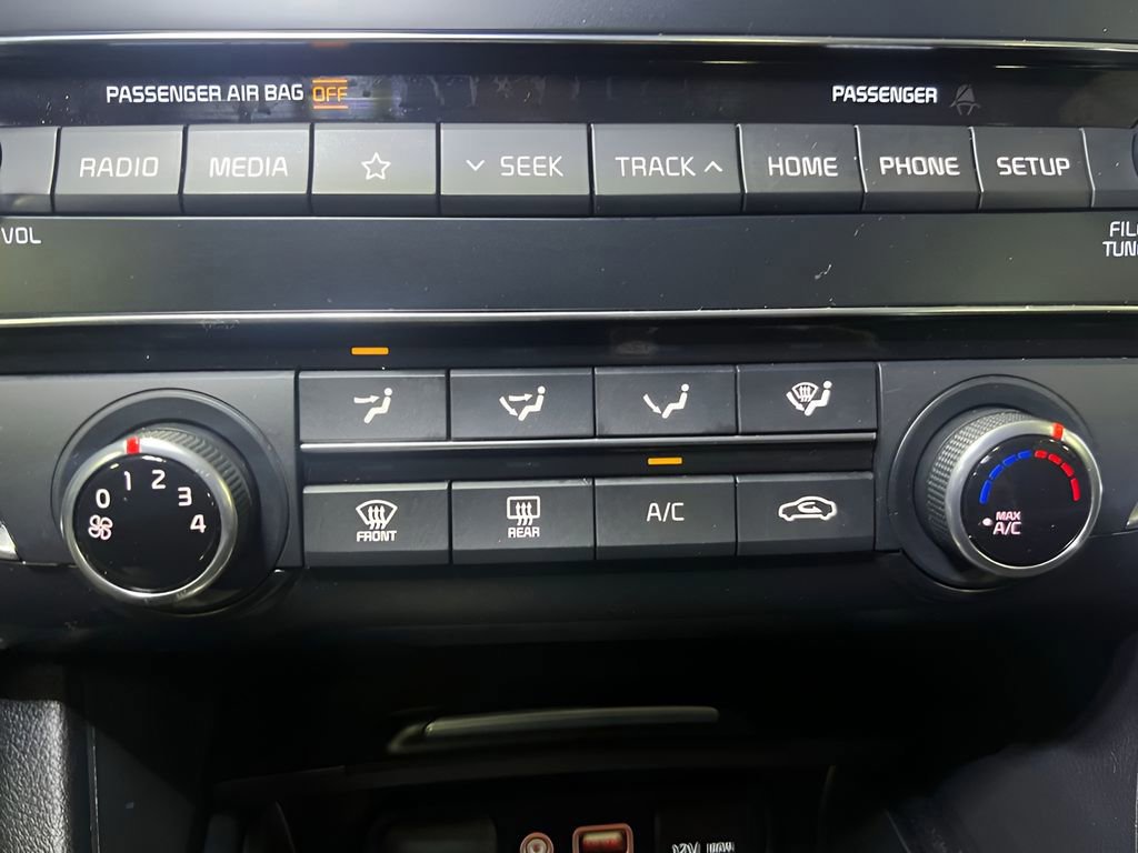 Used 2020 Kia Optima LX FWD image 29