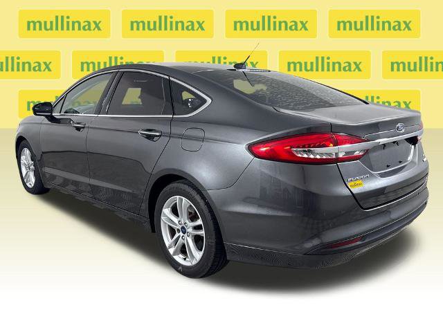 Certified 2018 Ford Fusion SE w/ Fusion SE Technology Package FWD image 12
