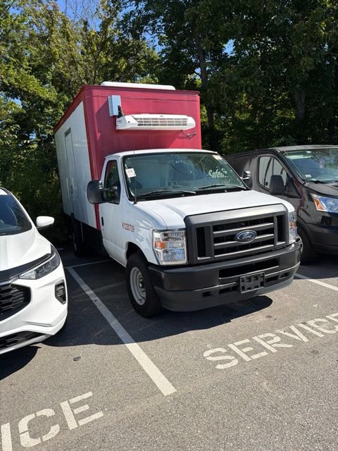 Certified 2024 Ford E-350 and Econoline 350 Super Duty w/ Power Windows & Locks Group RWD image 2