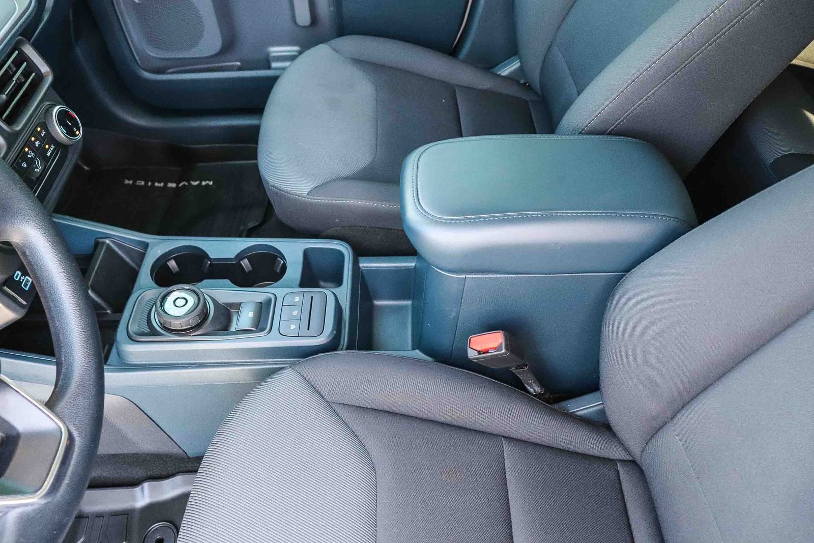 Certified 2024 Ford Maverick XL FWD image 19