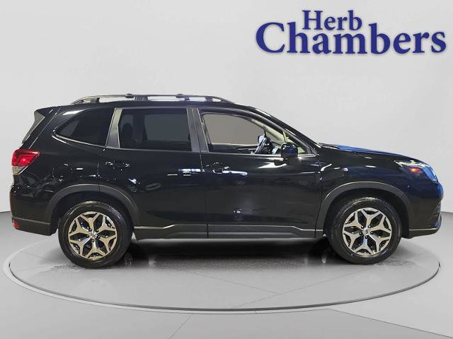 Used 2024 Subaru Forester Premium AWD/4WD image 11