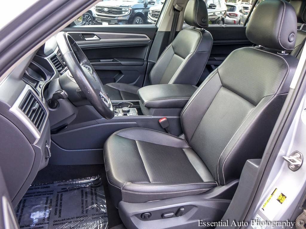 Used 2021 Volkswagen Atlas SE w/ Panoramic Sunroof Package AWD/4WD image 9
