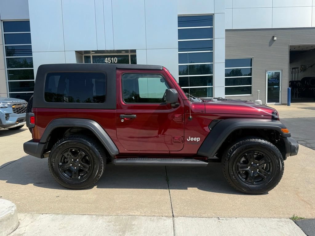 Used 2021 Jeep Wrangler Sport AWD/4WD image 12