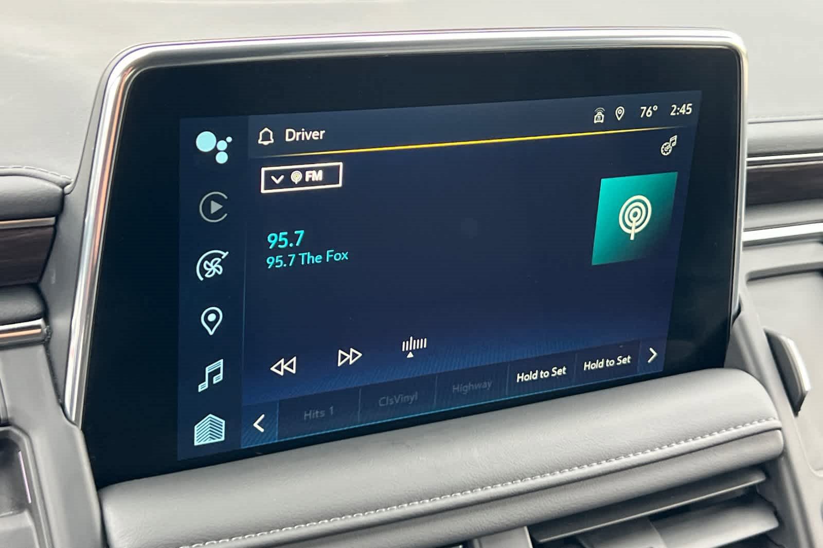 Used 2024 Chevrolet Tahoe Z71 w/ Luxury Package image 20